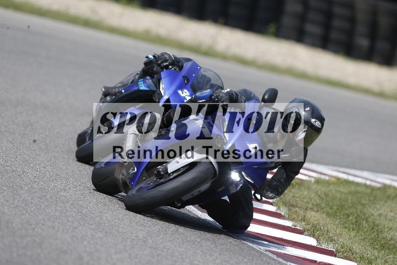 Archiv-2025/49 26.08.2025 Cornu Master School ADR/blau-bleu/0-5